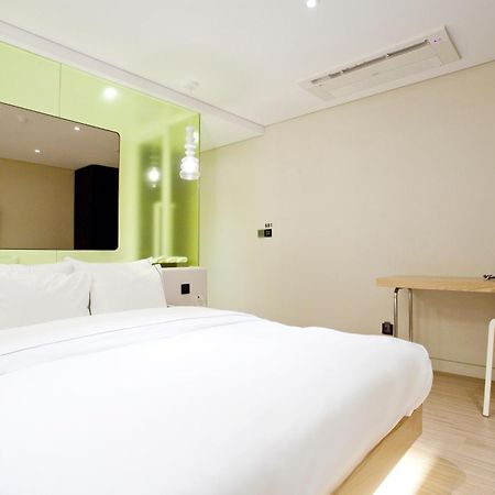 Hotel Forestar Сеул Екстериор снимка
